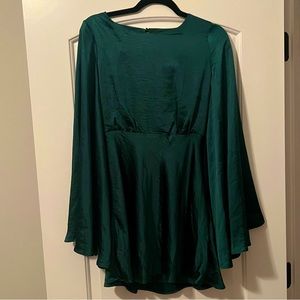 NWT DO+BE green long sleeve satin dress (size small)